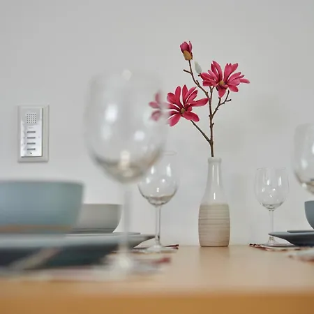 Rg Living - A30, Bali-therme, Hdz & Free Parking *