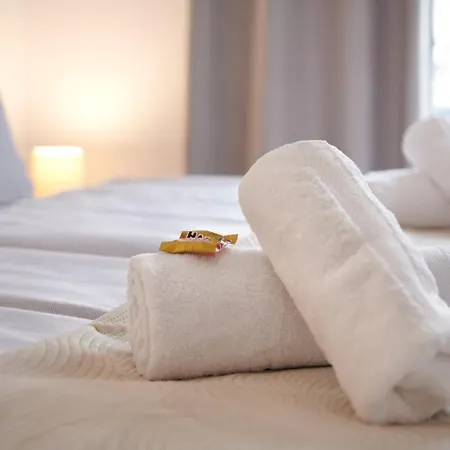 Rg Living - A30, Bali-therme, Hdz & Free Parking Bad Oeynhausen