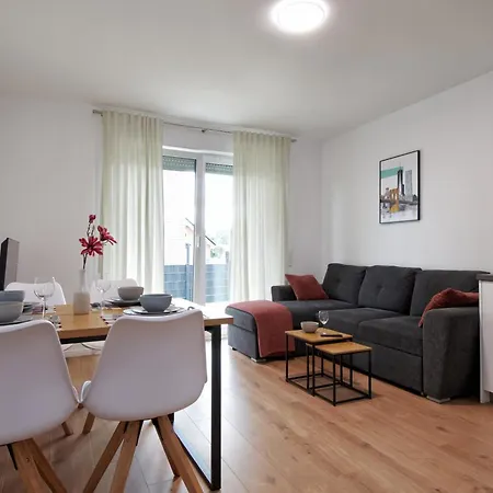 Rg Living - A30, Bali-therme, Hdz & Free Parking Appartement