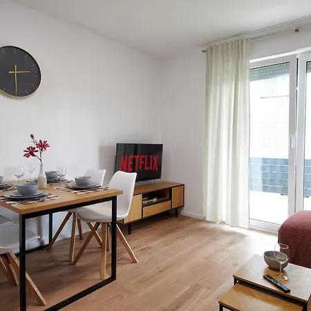 Rg Living - A30, Bali-therme, Hdz & Free Parking Bad Oeynhausen