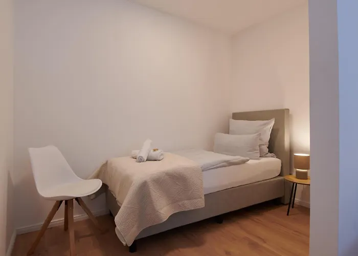 Rg Living - A30, Bali-therme, Hdz & Free Parking Apartment *