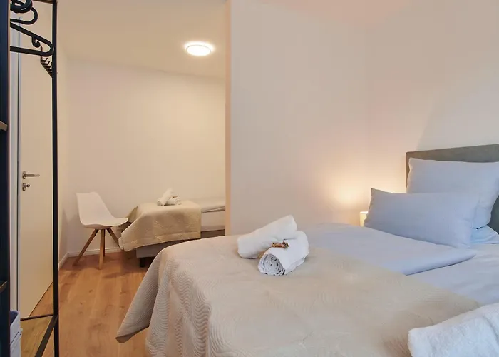 Apartment Rg Living - A30, Bali-therme, Hdz & Free Parking